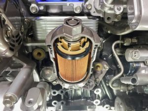 EngineOilFilterCrossSectionDisplayInsideMaterials - Meineke Indiana Solvix Auto Meineke Car Care | Fuel Filter | Noblesville IN
